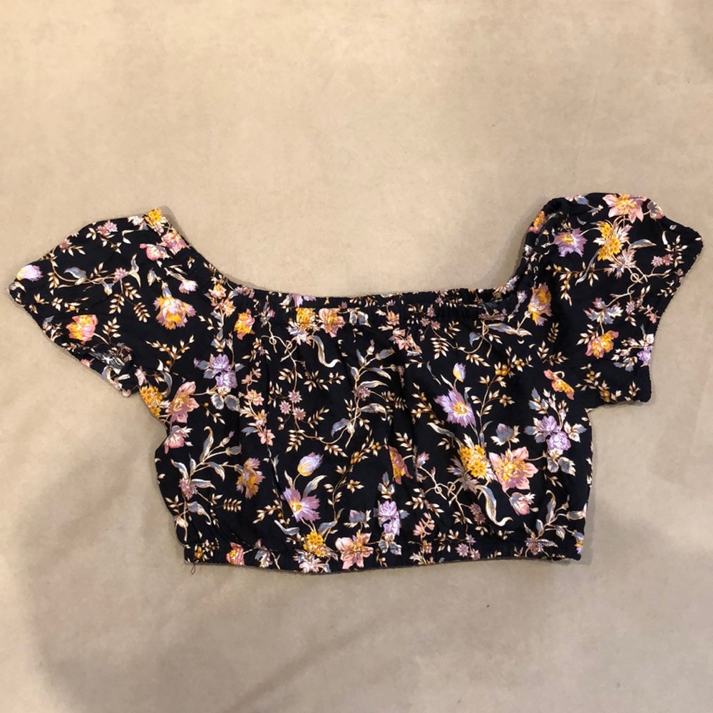 American Eagle Floral Off the Shoulder Top